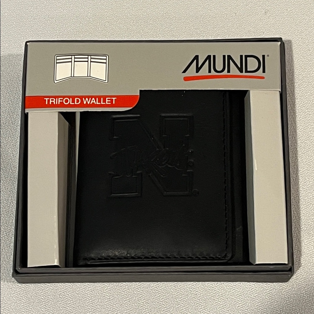 New In Box Mundi Nebraska Tri-Fold Wallet